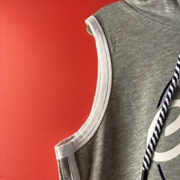 NWOT Disney Cruise Heather Gray Swim Cover Up Hoodie, with Emblem, Sleeveless - Picture 4 of 8